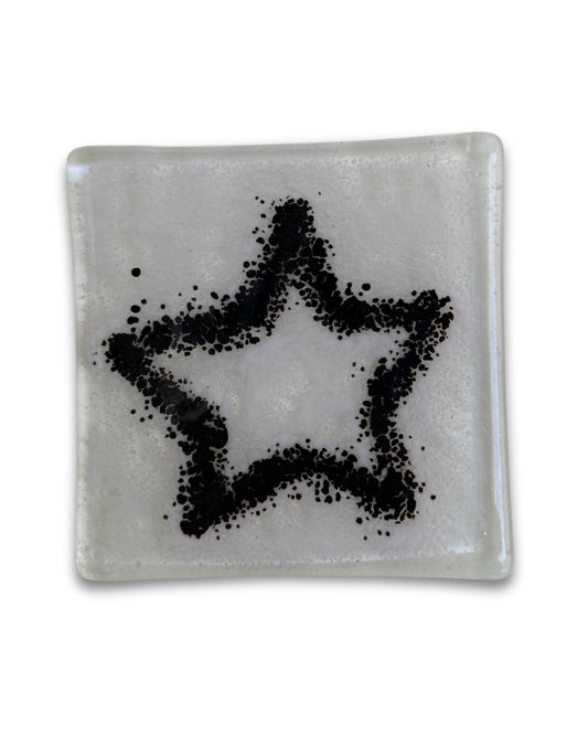Glass dish